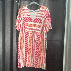 Old Navy Pink and White Flutter Sleeve Sundress /Pockets